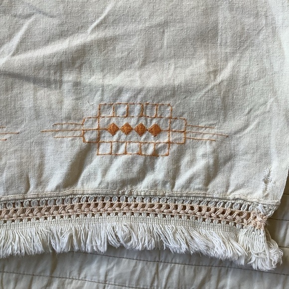 Mustard Yellow Cream Vintage Table Runner - Picture 3 of 6